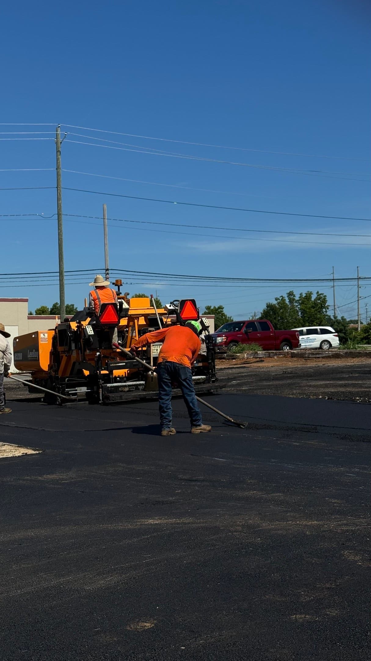 Asphalt Paving · Elegant Paving